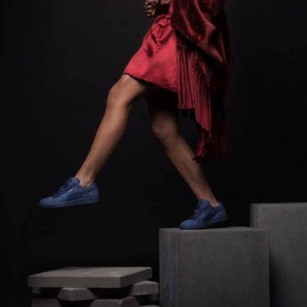 Limited edition Solange checkered suede pumas